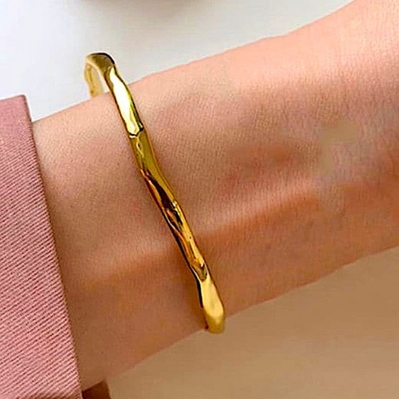 Gold Irregular Bangle Bracelet, Geometric, Cuff, Minimalist - Picture 4 of 8